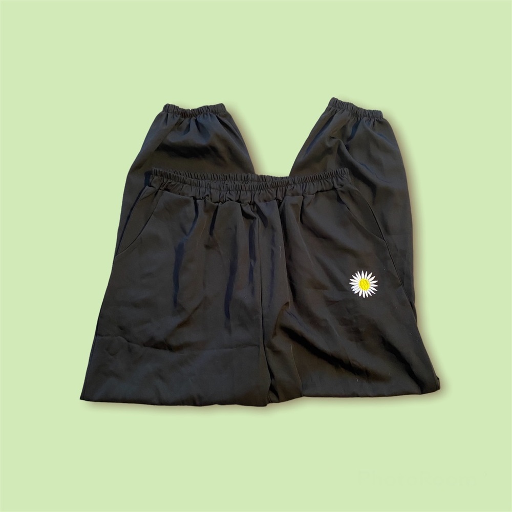 Daisy Windbreaker Joggers